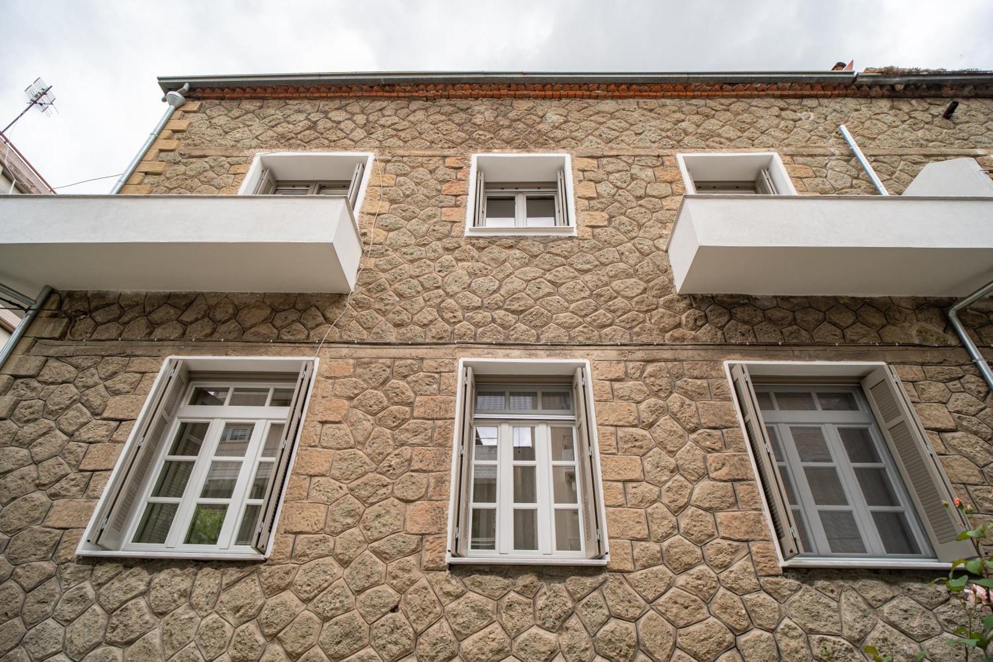 The Rock Guesthouse Калампака Экстерьер фото