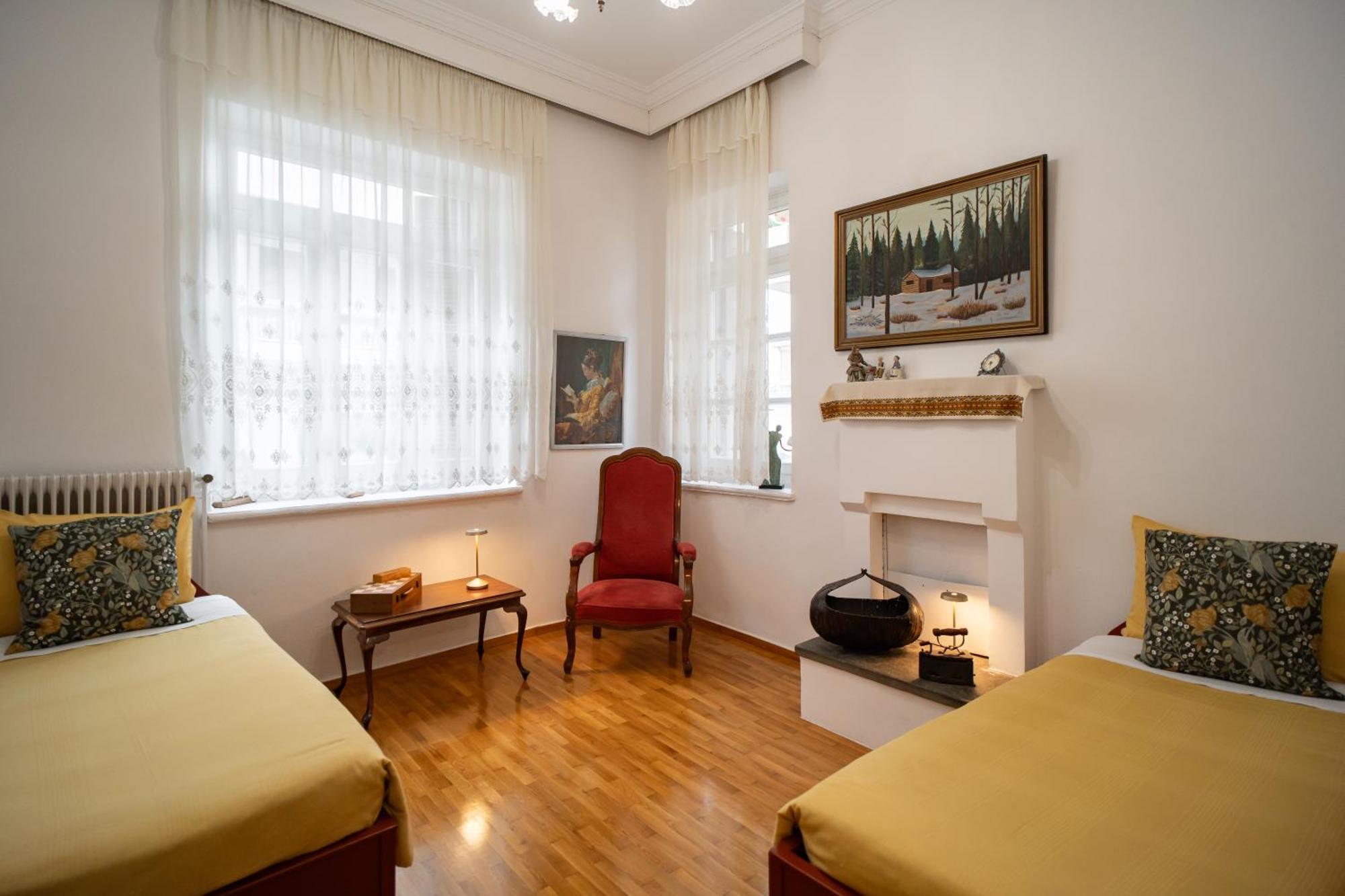 The Rock Guesthouse Калампака Экстерьер фото